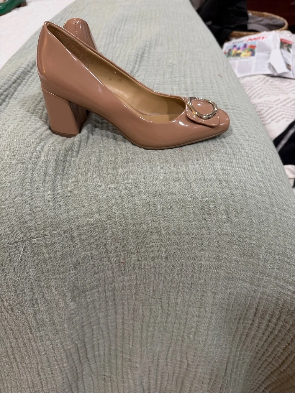 Naturalizer Nude Patent Block Heel Pumps with Gold Accent 6.5